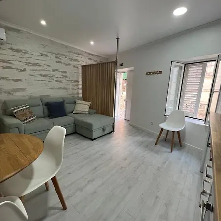 Bluebay - Laura Apartment *
