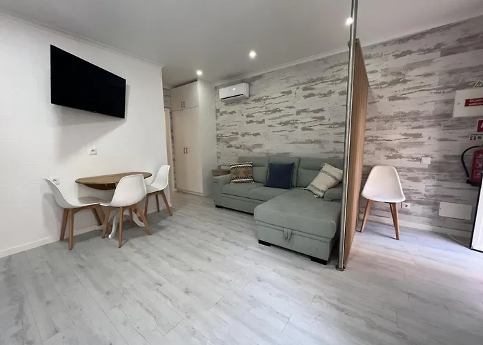 Blue Bay - Laura Σεσίμπρα