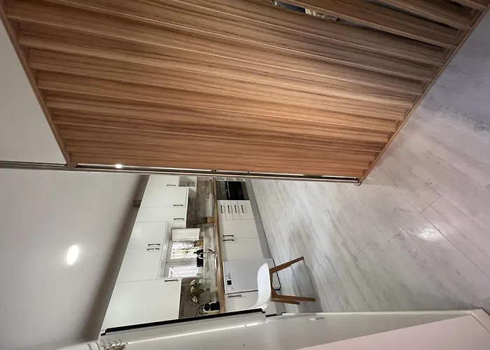 Blue Bay - Laura Σεσίμπρα