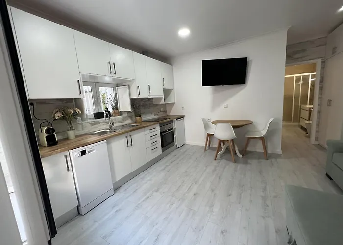 Blue Bay - Laura Σεσίμπρα